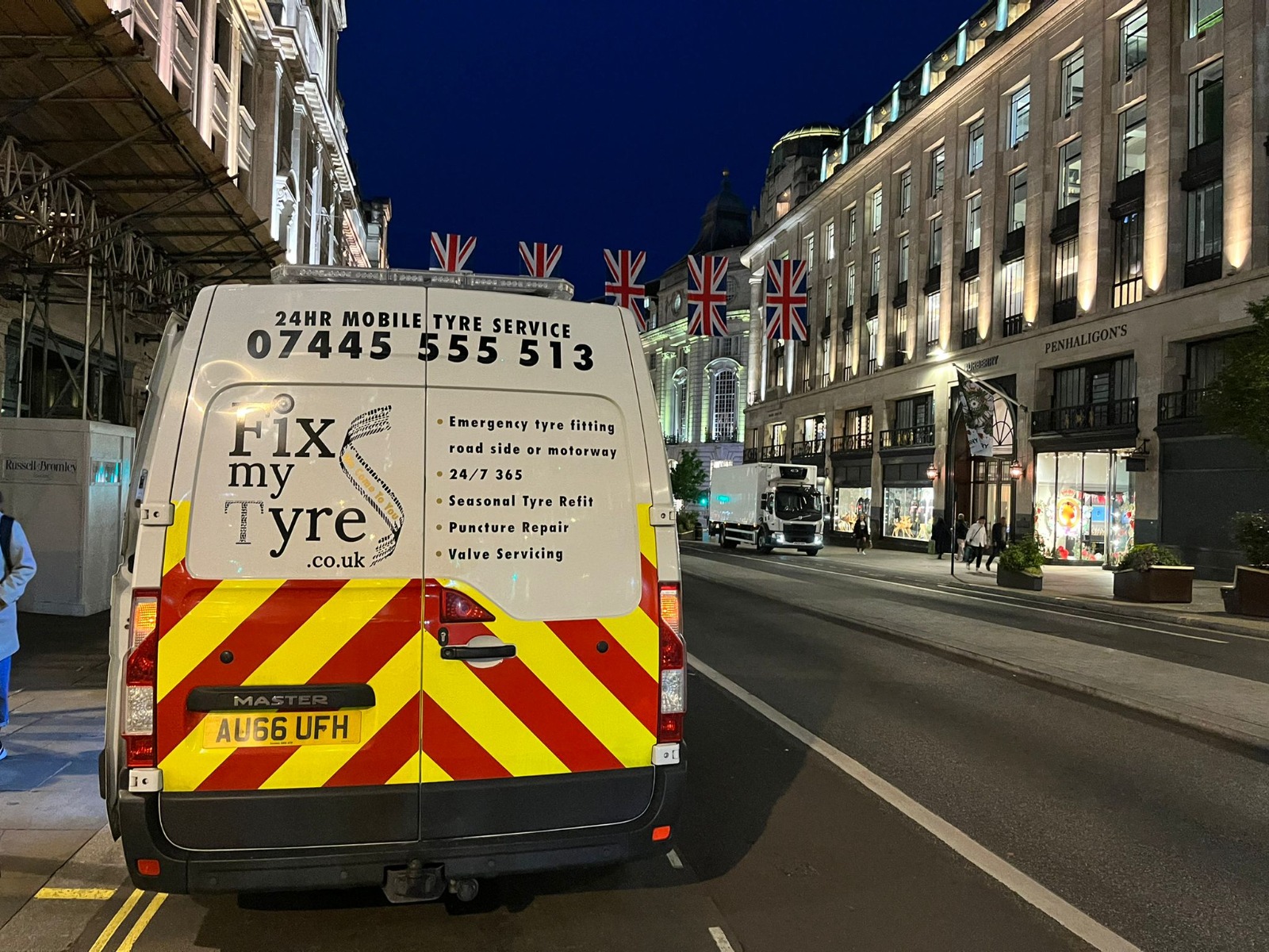 Fix My Tyre van at work